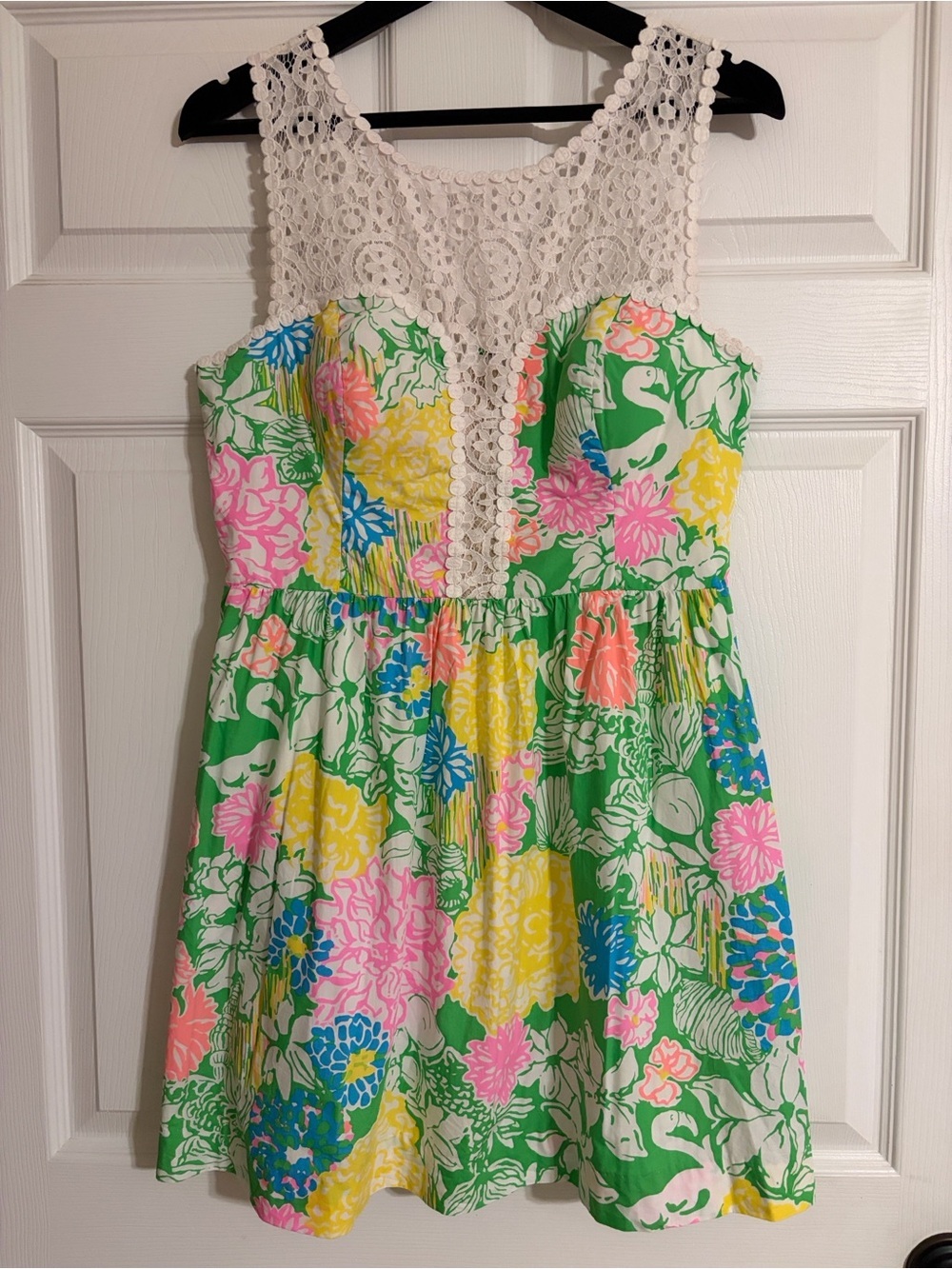 Lilly Pulitzer Raegan Dress - Hibiscus Stroll -  Size 10